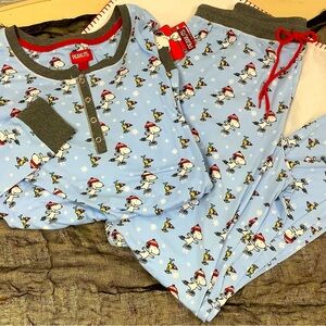 Peanuts - NWT pajamas blue